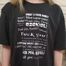 Футболка с надписью "F*ck you Tony fk you Ezekiel"